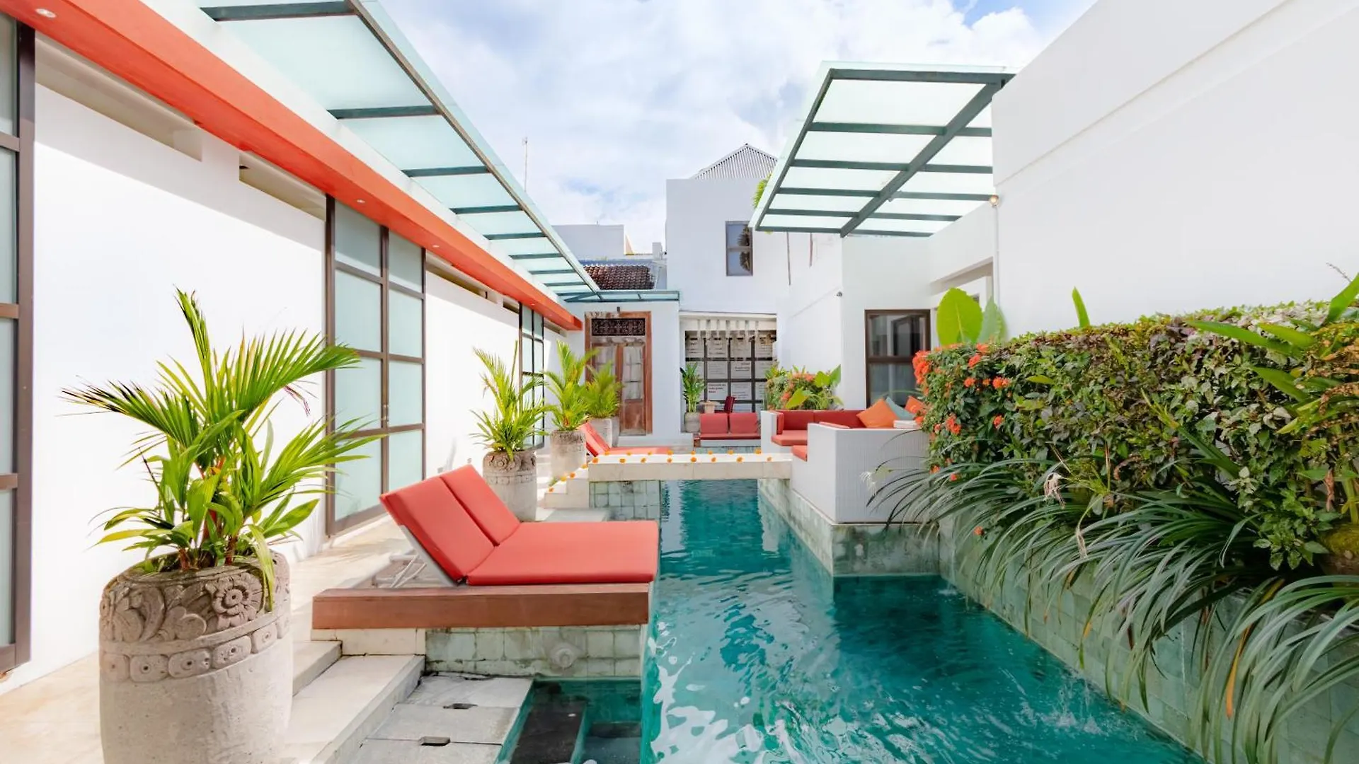Bali Ginger Suites & Villa Семиньяк